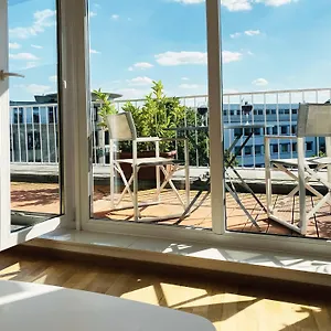 https://graf-adolf-apartments.topcolognehotels.com